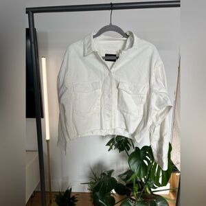 Women’s LOVE TREE Raw Hem Cropped Off White Button Jacket